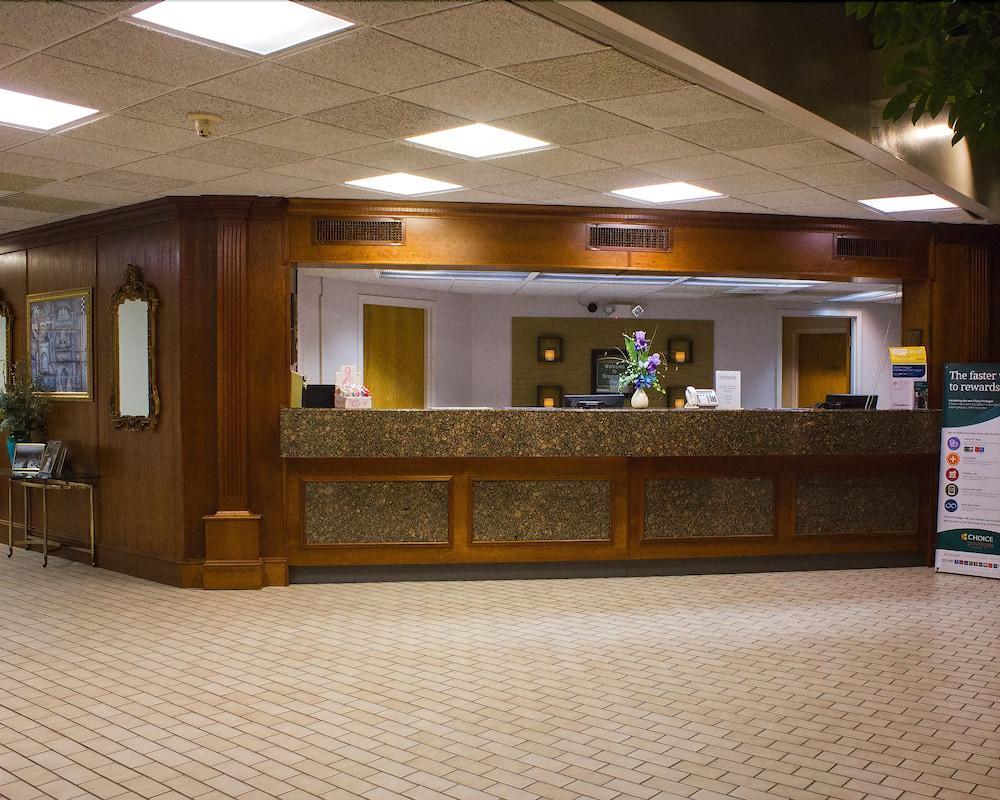 Greeneville Inn And Suites Exterior foto
